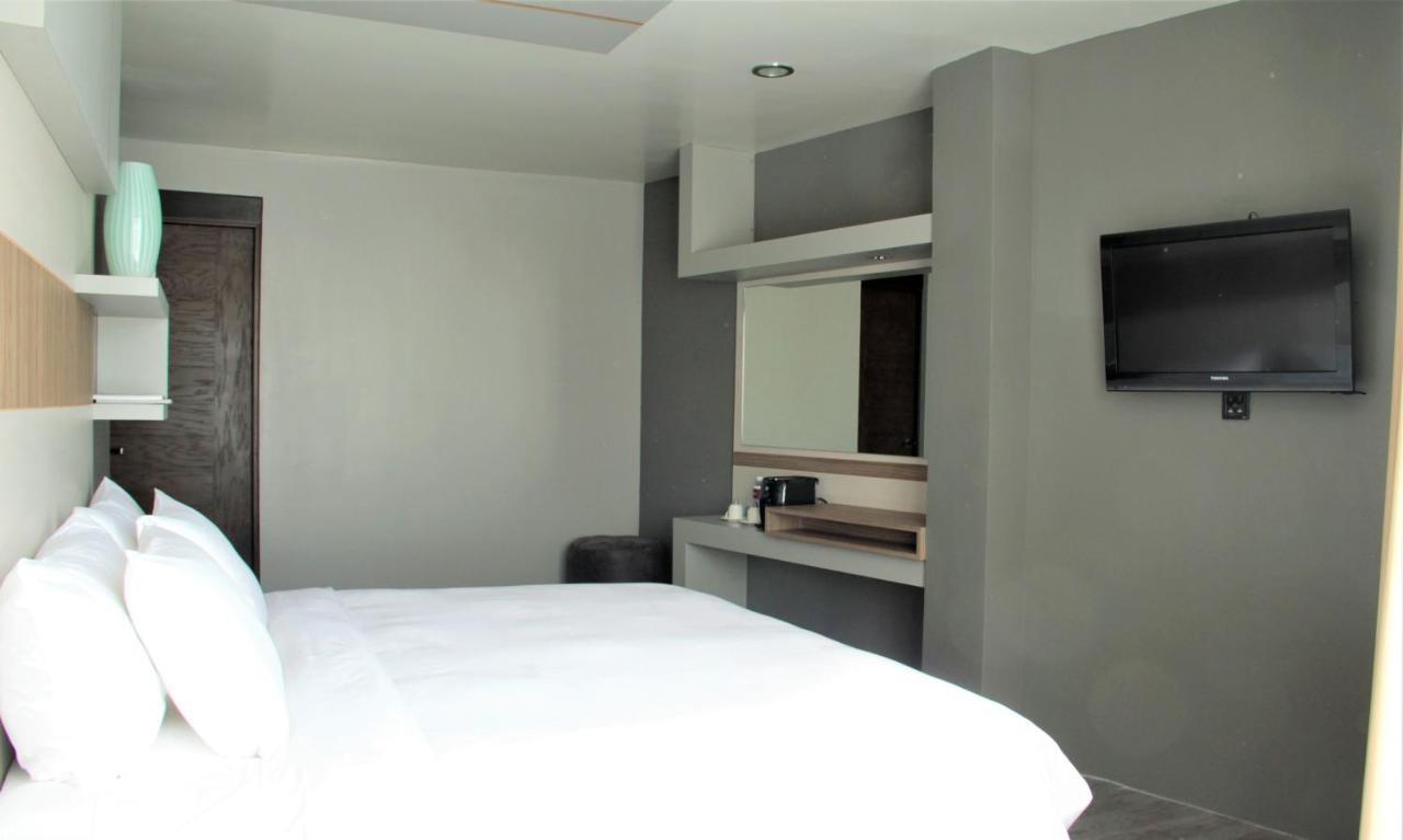 Esduma Hk Hotel Pachuca מראה חיצוני תמונה