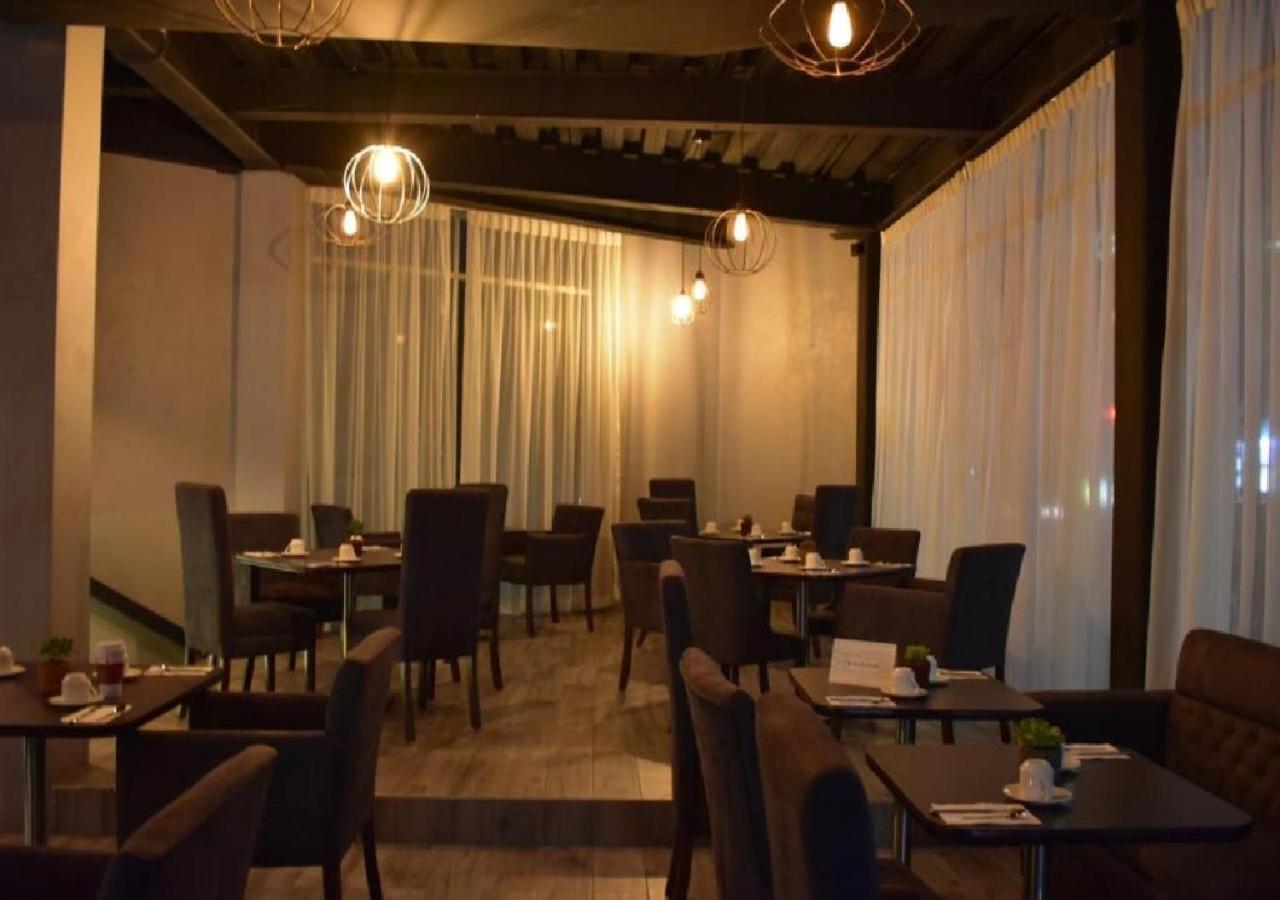 Esduma Hk Hotel Pachuca מראה חיצוני תמונה