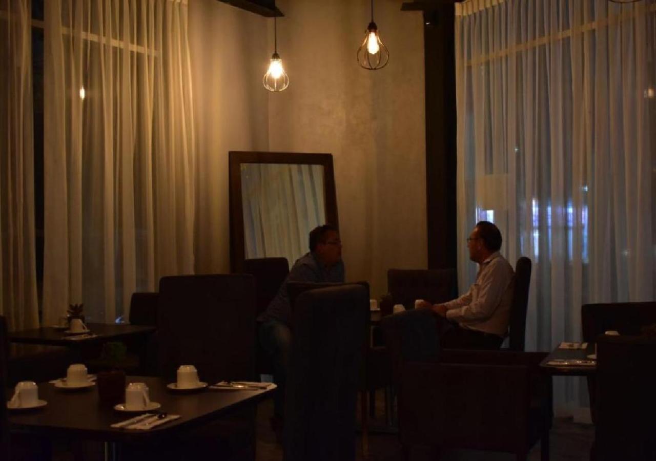 Esduma Hk Hotel Pachuca מראה חיצוני תמונה