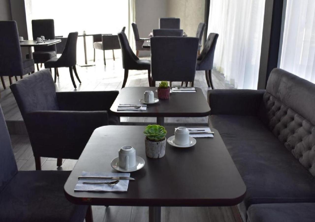 Esduma Hk Hotel Pachuca מראה חיצוני תמונה