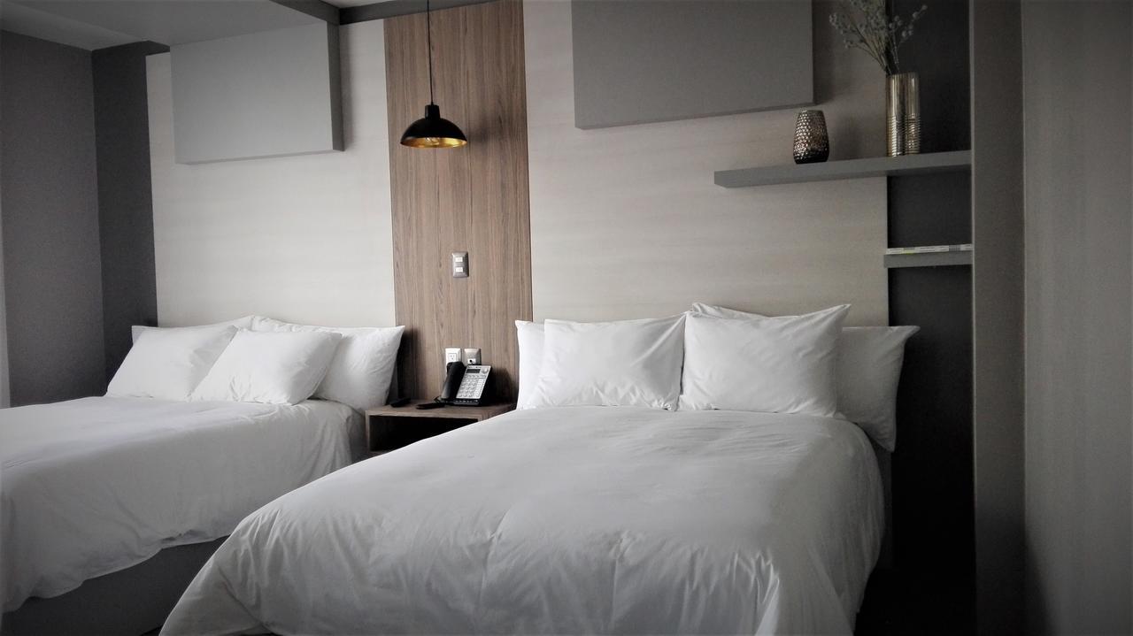 Esduma Hk Hotel Pachuca מראה חיצוני תמונה